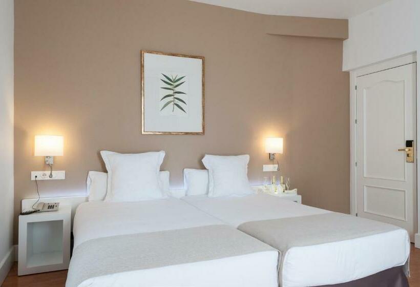 اتاق راحتی, Alcazar