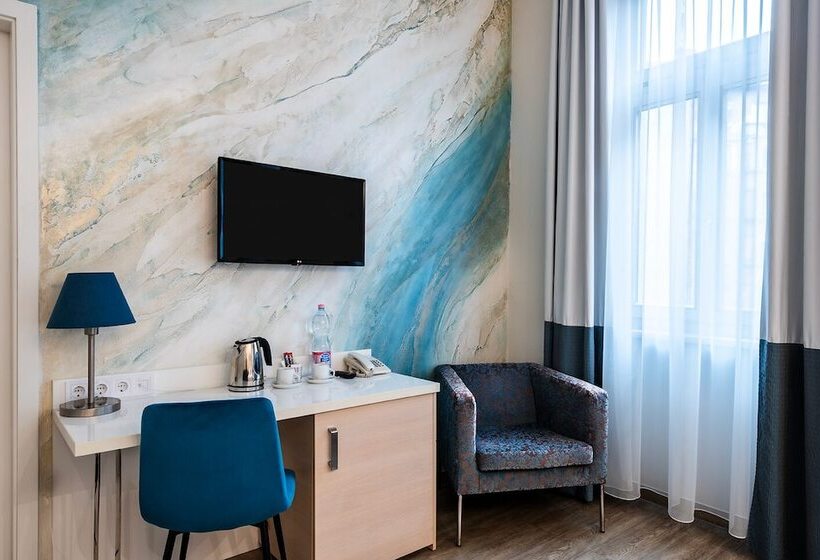 ファミリールーム, Atrium Fashion