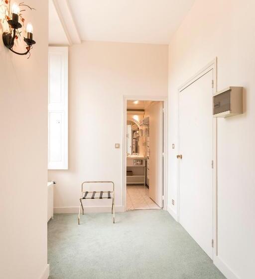 デラックスルーム, Château Golf Des Sept Tours