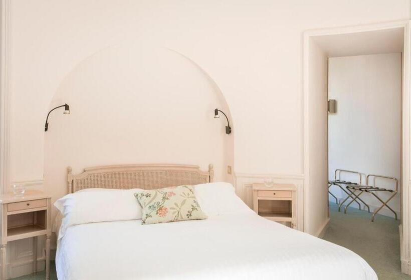 デラックスルーム, Château Golf Des Sept Tours