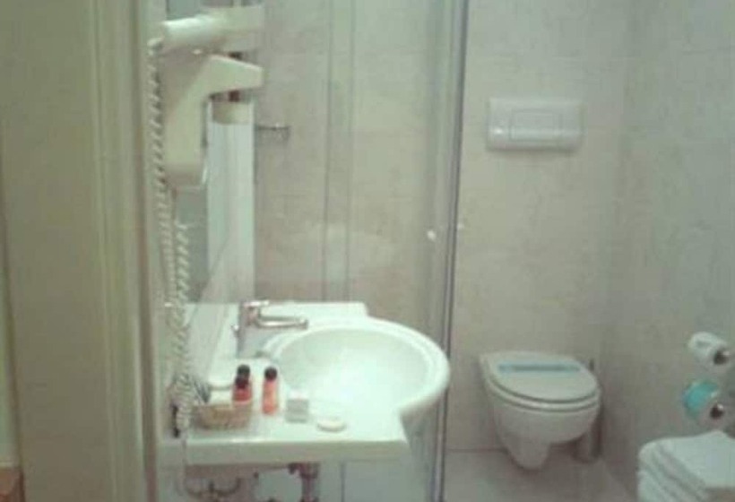 标准三人间, Cinque Giornate