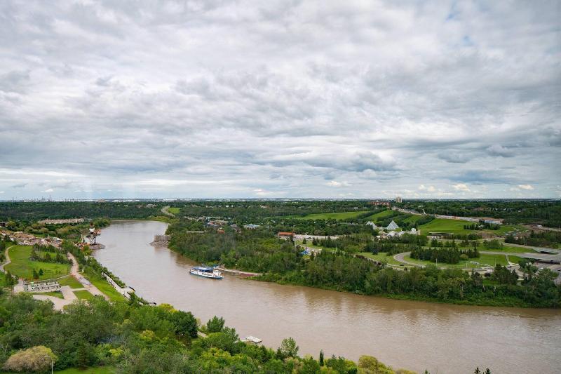 リバービュースタンダードルーム, Courtyard By Marriott Edmonton Downtown