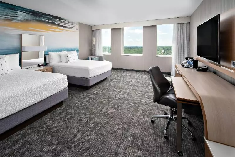 リバービュースタンダードルーム, Courtyard By Marriott Edmonton Downtown