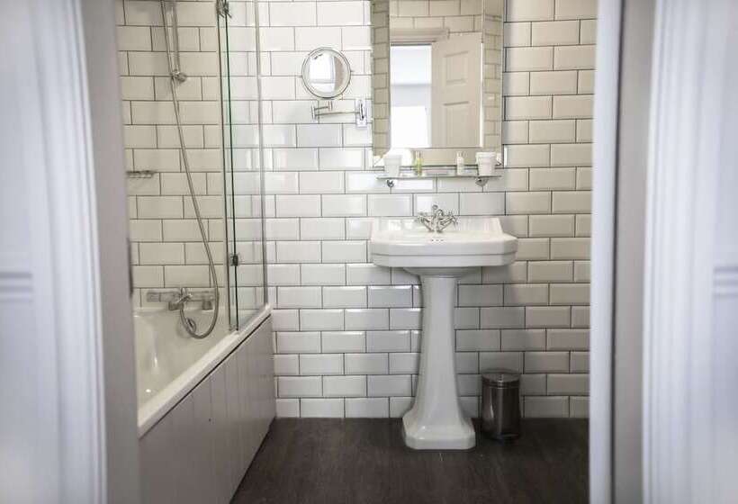 스탠다드 룸 더블 침대 2개, Doubletree By Hilton York