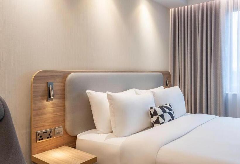 스탠다드 룸 더블 침대, Holiday Inn Express Hotel Dublin Airport By Ihg