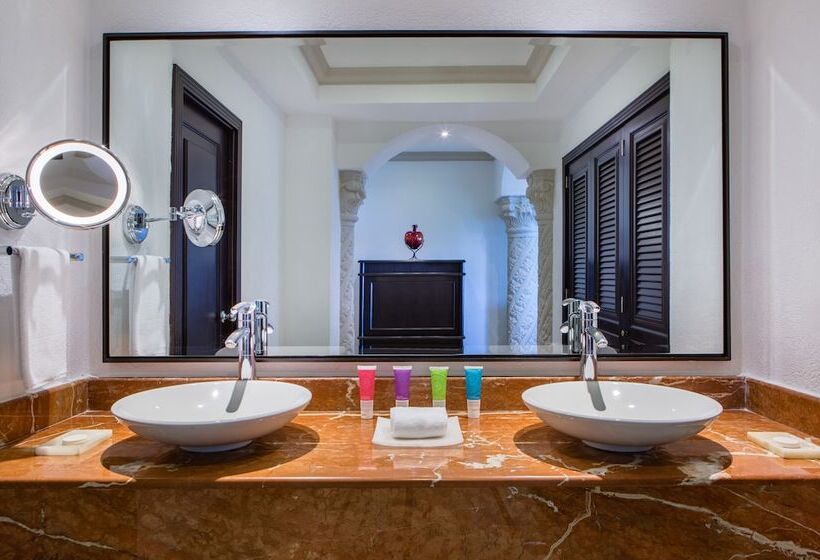 Люкс Deluxe Кровать Кинг, Hyatt Zilara Cancun All Inclusive Adults Only