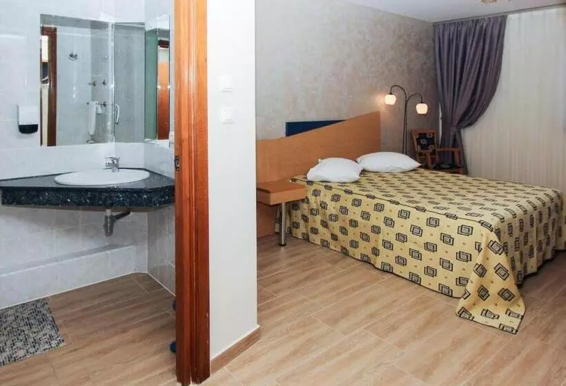 Suite, Iris