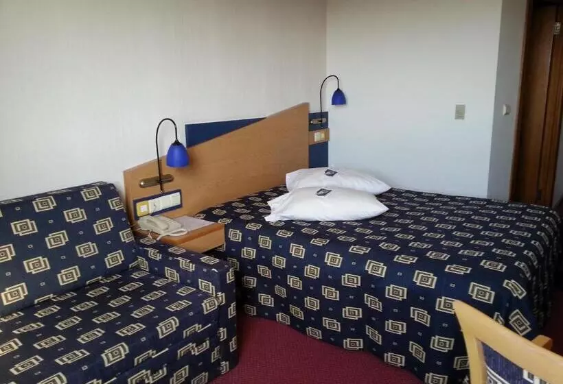 Quarto Familiar, Iris
