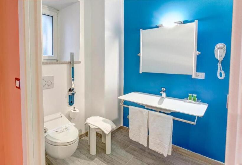 اتاق استاندارد, Italia