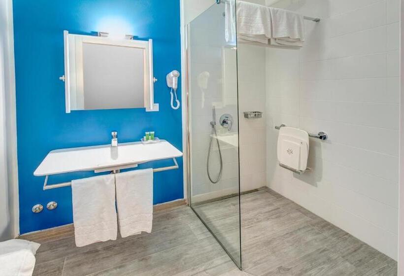 اتاق استاندارد, Italia