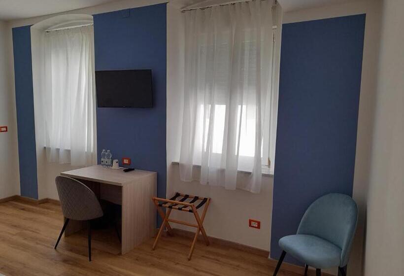 اتاق لوکس خانوادگی, Italia