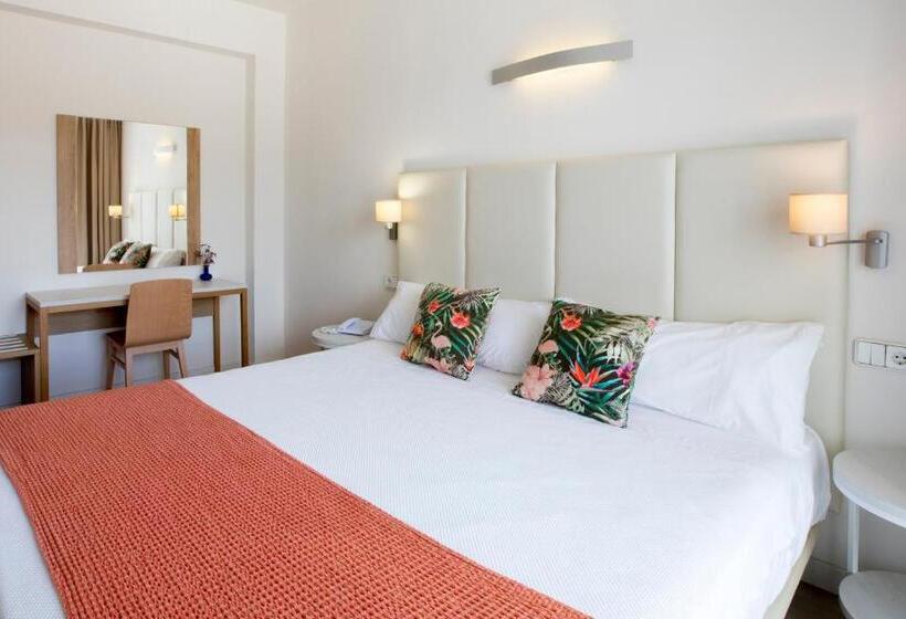 اتاق استاندارد با بالکن, Levante