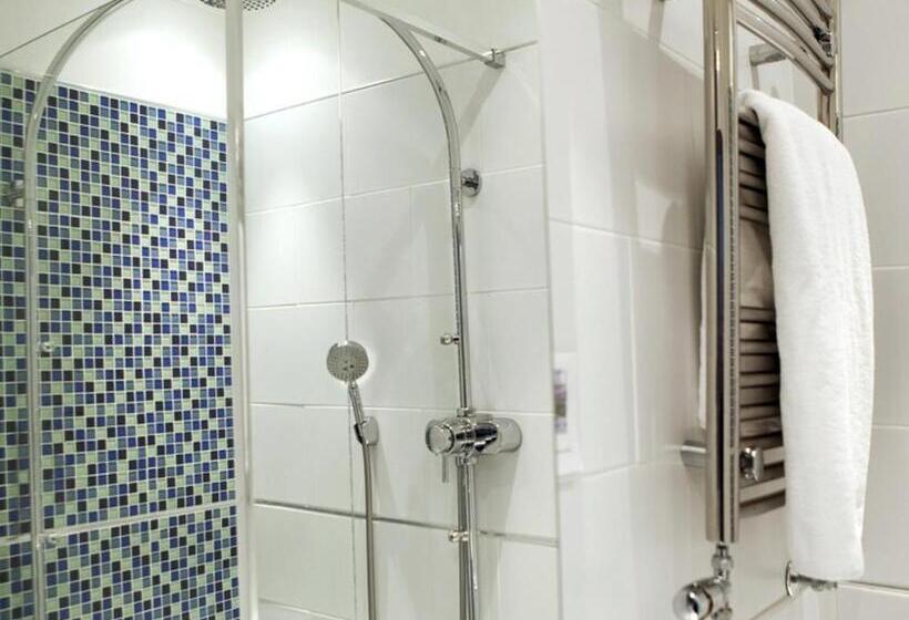 غرفة قياسية فردية, Penventon Park