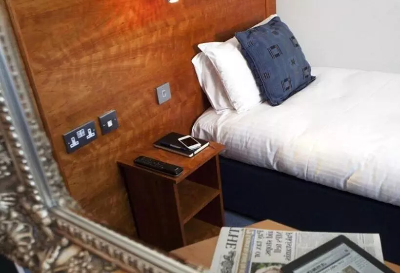 スタンダードシングルルーム, Penventon Park