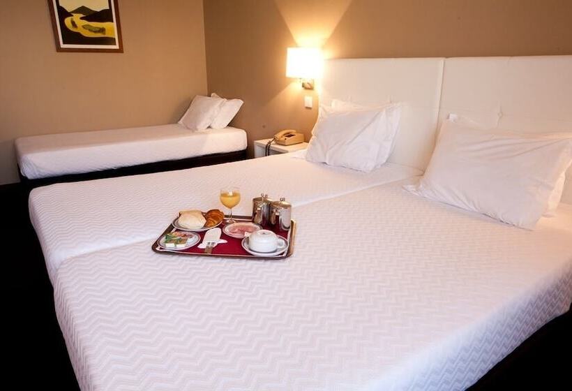 اتاق استاندارد سه نفره, Stay Hotel Porto Centro Antas