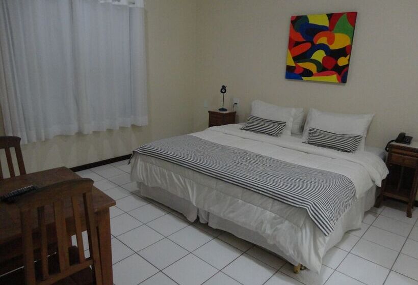 חדר דלוקס לשלושה, Pousada Dos Reis