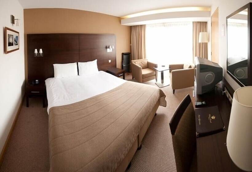 Номер Стандарт, White Sands