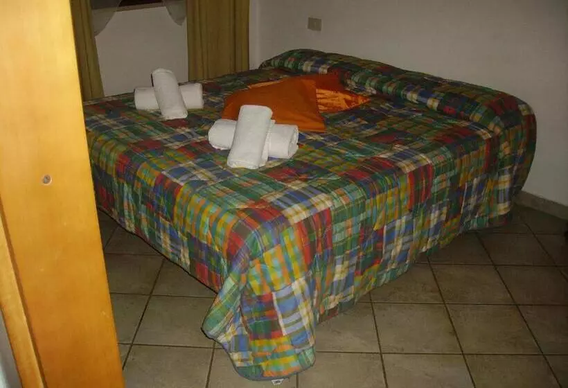 اتاق استاندارد یک نفره, La Chicca B&b