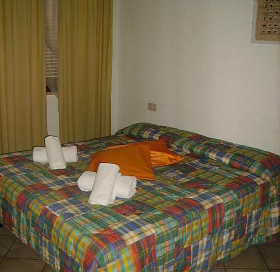 Chambre Standard Individuelle, La Chicca B&b