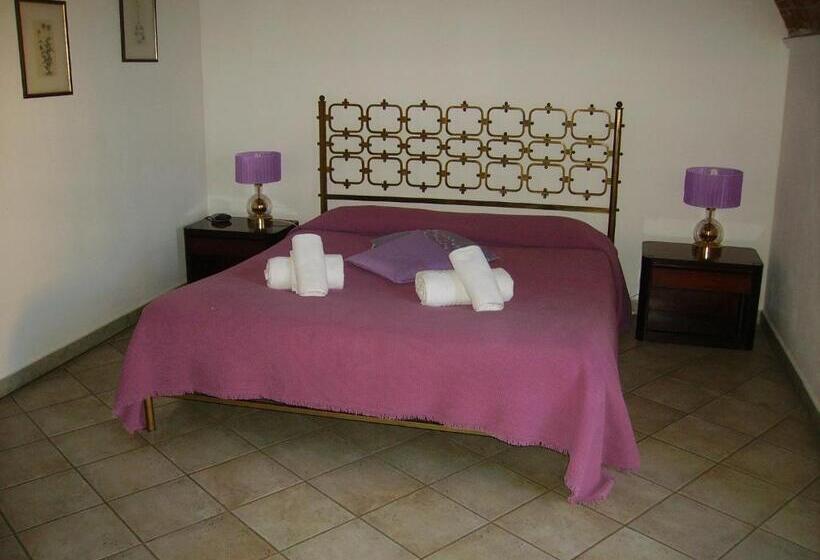 Chambre Triple Standard, La Chicca B&b