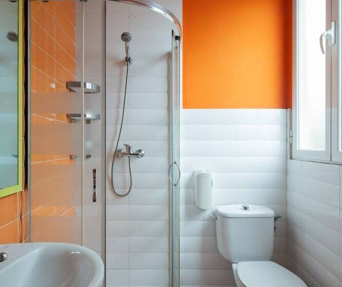 غرفة قياسية, Purple Nest Hostel
