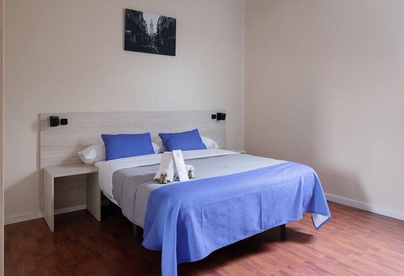 اتاق استاندارد, Purple Nest Hostel