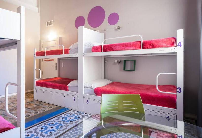 سرير فى غرفة مشتركه, Purple Nest Hostel