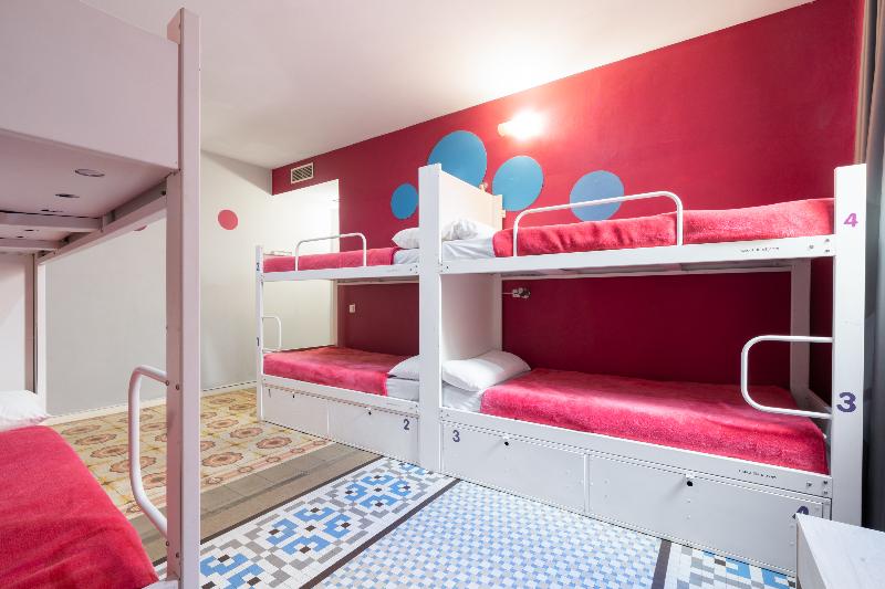 Bed in Shared Room with Shared Bathroom, Purple Nest Hostel