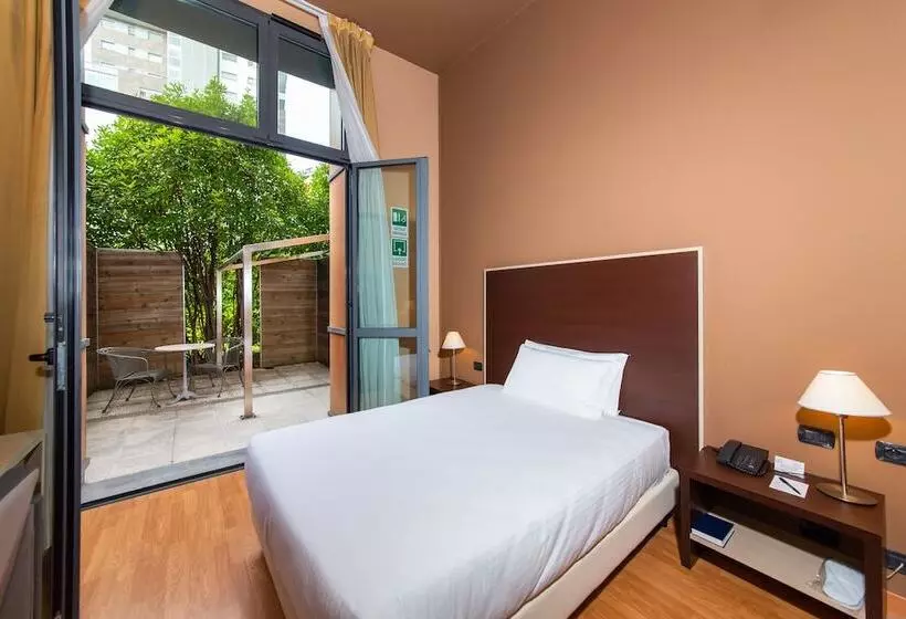 اتاق عادی یک تخته, Art Hotel Olympic