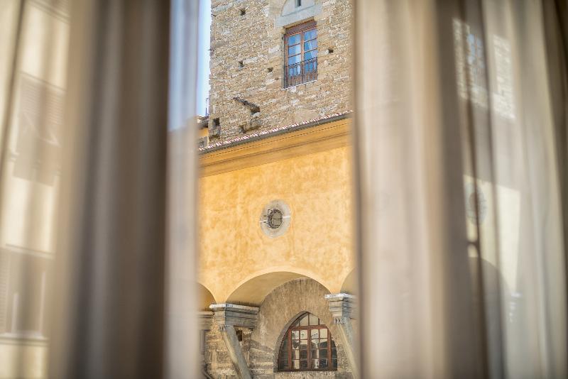 اتاق استاندارد با چشم‌انداز شهر, B&b Hotel Firenze Pitti Palace Al Ponte Vecchio
