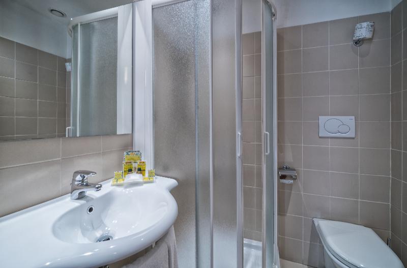 اتاق استاندارد با چشم‌انداز شهر, B&b Hotel Firenze Pitti Palace Al Ponte Vecchio