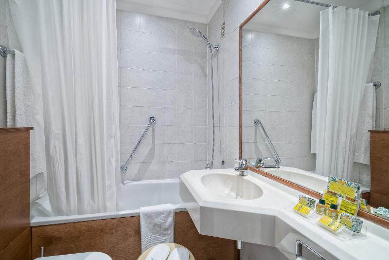 اتاق استاندارد سه نفره, B&b Hotel Firenze Pitti Palace Al Ponte Vecchio