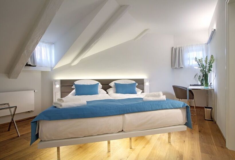 اتاق استاندارد, Bishops House