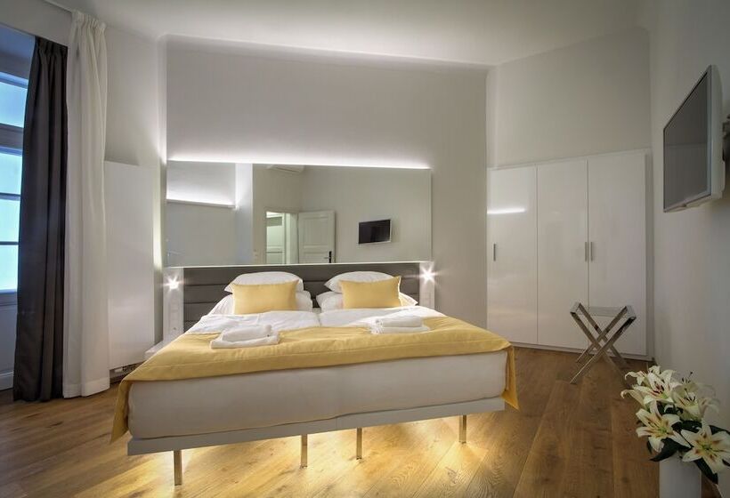 اتاق استاندارد, Bishops House