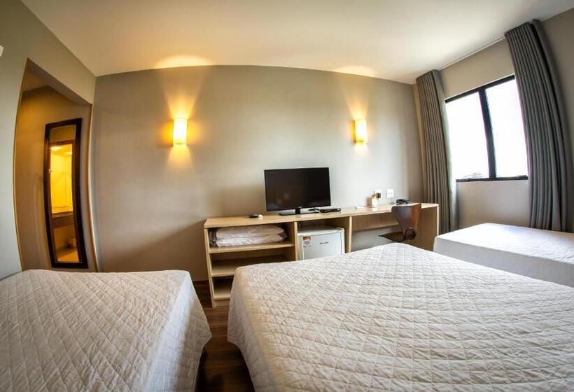 Номер Стандарт Трехместный, Campo Largo Express