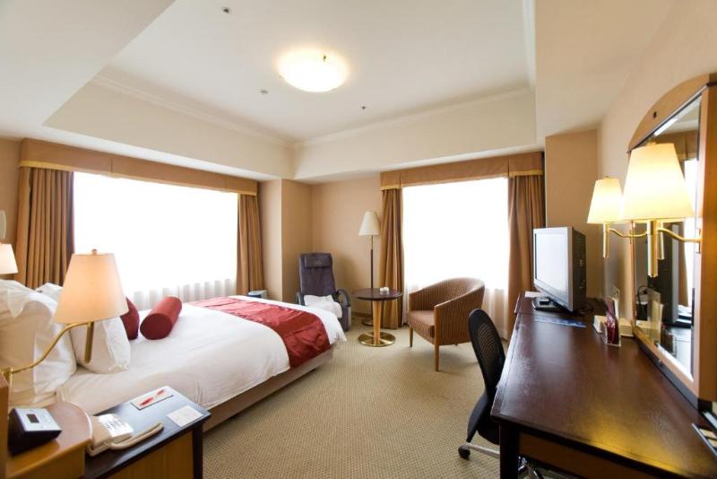 Quarto deluxe, Ana Crowne Plaza Toyama, An Ihg