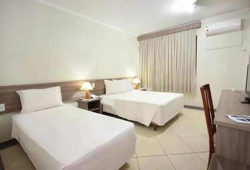 اتاق اجرایی سه نفره, Dan Inn Ribeirao Preto