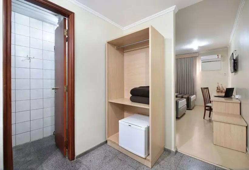 اتاق اجرایی سه نفره, Dan Inn Ribeirao Preto