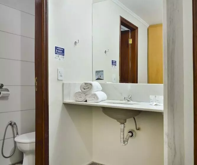 اتاق اجرایی, Dan Inn Ribeirao Preto