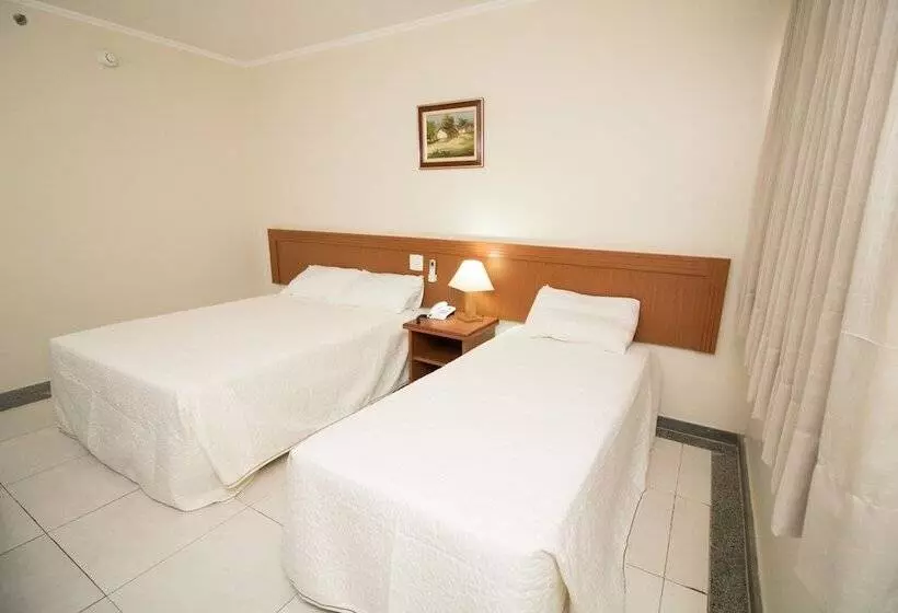 اتاق اجرایی, Dan Inn Ribeirao Preto