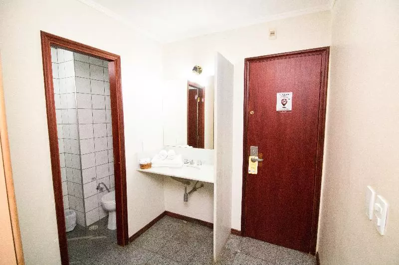اتاق استاندارد سه نفره, Dan Inn Ribeirao Preto