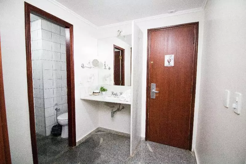 اتاق لوکس, Dan Inn Ribeirao Preto