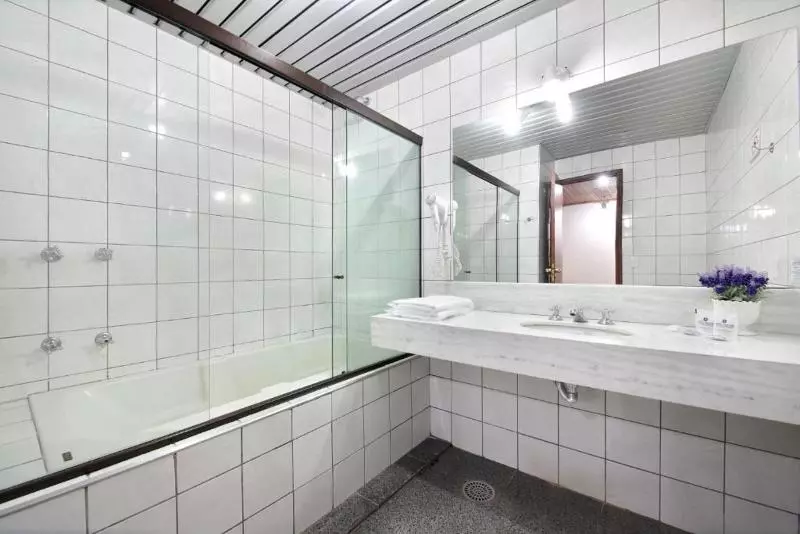 سوییت اجرایی, Dan Inn Ribeirao Preto