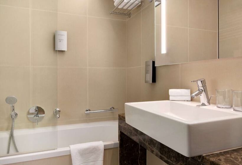 غرفة تنفيذية, Dolce La Hulpe Brussels