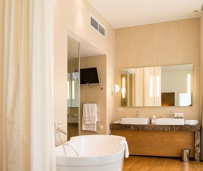 جناح, Dolce La Hulpe Brussels