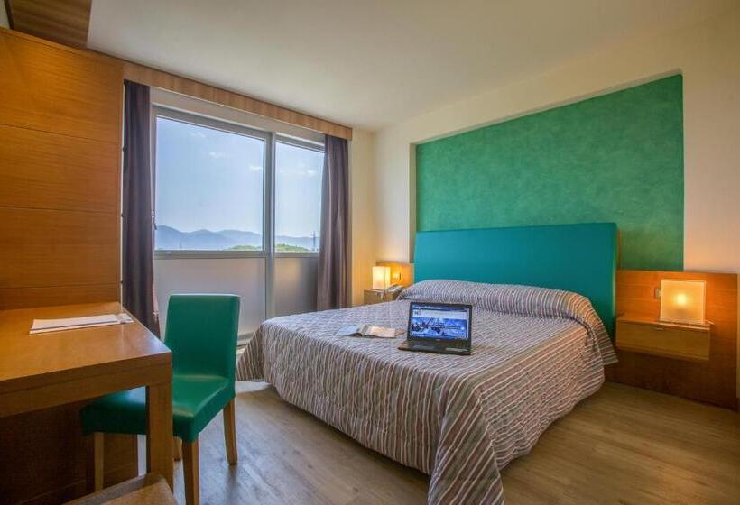 اتاق اکونومی, Galilei