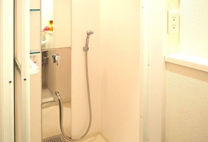 共用房间的床, Guest House Tokyo Azabu