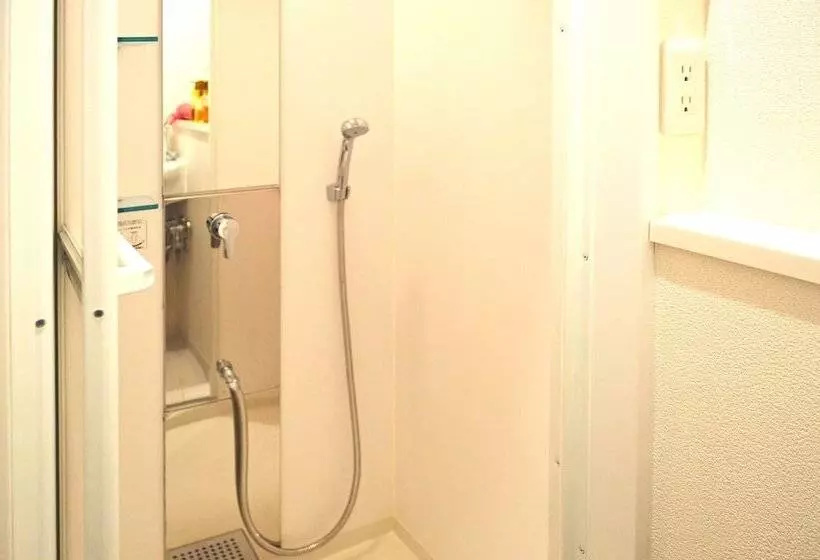 ルームシェアのワンベッド, Guest House Tokyo Azabu