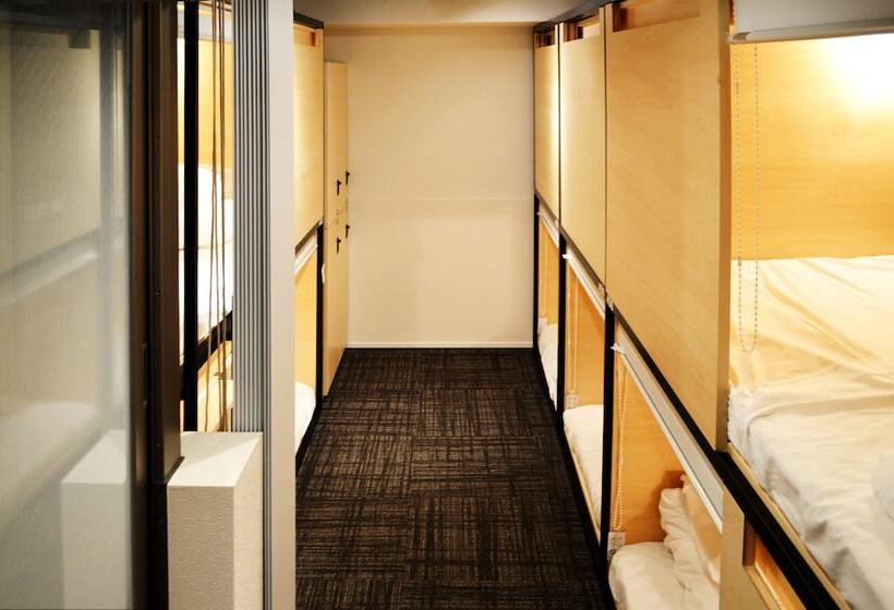 Кровать в Общей Комнате, Guest House Tokyo Azabu