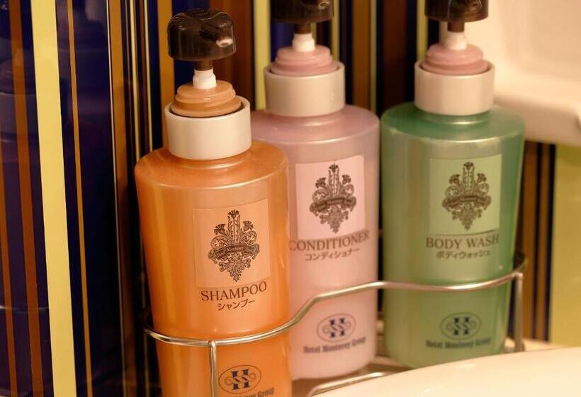 اتاق خانوادگی, Monterey Kyoto